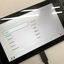 Nintendo Switch ニンテンドースイッチ HAC-001(-01) ジョイコングリップ 任天堂 動作確認済 初期化済 箱付き 24e菊E_画像2