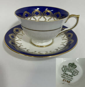 AYNSLEY Vintage tea cup & saucer Aynsley tea cup ( cobalt blue & floral print )