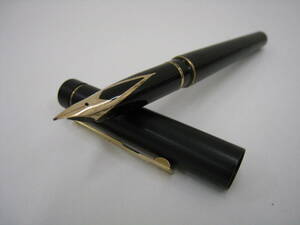 ◆SHEAFFER◆ シェーファー 14K 585 万年筆 ブラック/ゴールドカラー 筆記用具