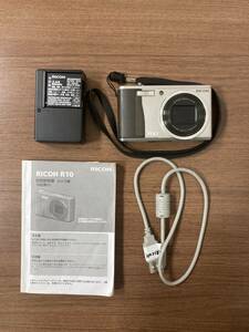 大G「20083」RICOH リコー　R10　コンパクトデジタルカメラ　充電器　バッテリー