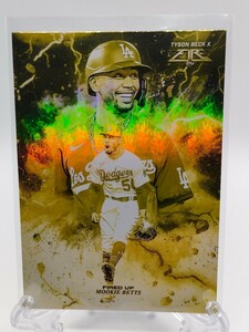 【レアインサート／Gold】ベッツ - 2022 Topps Fire #FIU-8 Fired Up ～大谷翔平選手とドジャースで最強MVPトリオを形成～