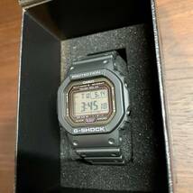 極美品 国内正規品 タグ付き CASIO G-SHOCK GW-5000U-1JF 電波ソーラー メタルケース スクリューバック スーパーイルミネーター_画像5