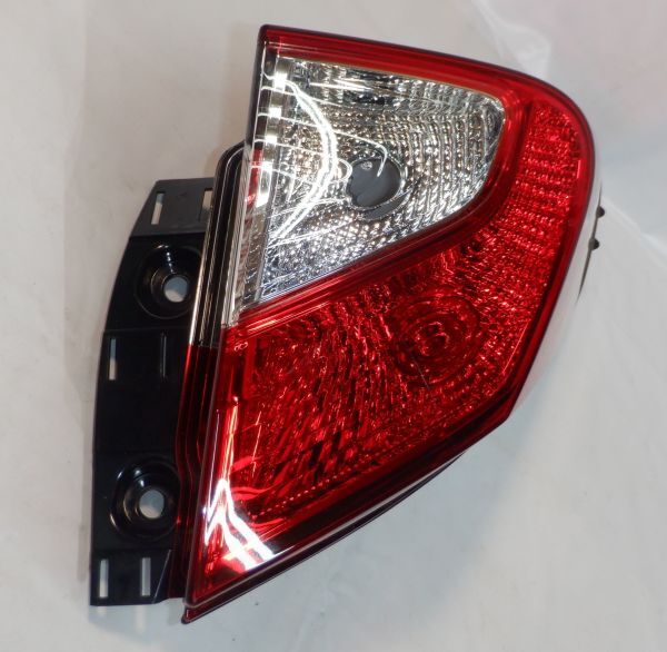 ATM45c01★NGX10★NGX50★ZYX10★C-HR★前期★★テールランプ★★右★81551-10380★未使用品★迅速発送★送料安い★インボイス対応★