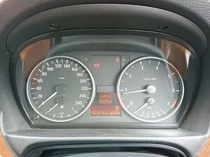 『psi』 BMW ABA-VR20 E91 320i ツーリング 前期 スピードメーター 140814km H18年式