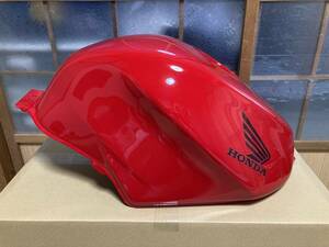 VFR800 RC46 98年式 赤 フューエルタンク 新車外し 極上保管品！！貴重！！