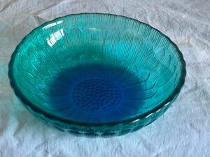 ガラス皿　ブルーグリーン　デイジー