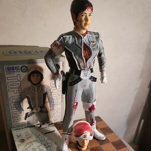 アンヌ隊員　ウルトラ警備隊　ウルトラセブン　ビリケン商会27cm　リペイント&改造ダメージバージョン菱見百合子　箱付き