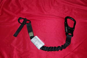 未使用！程度良好！ブラック(Black)！【Yates ランヤード 565B Helo Personal Retention Lanyard】