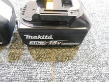 キレイ☆makita マキタ 充電式草刈機 MUR190SDSF 本体 草刈機 刈払機 バッテリー2個 充電器付き_画像8