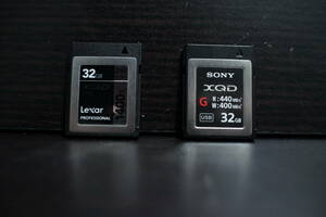 Lexar XQDカード 32GB 1400倍速　＋　SONY XQDメモリーカード 32GB QD-G32E J　2個セット　中古