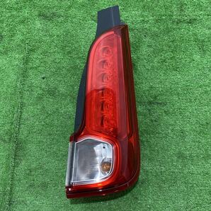 2400CHL3】スペーシア MK32S テールライト右/RH KOITO 220-59294 洗車傷程度