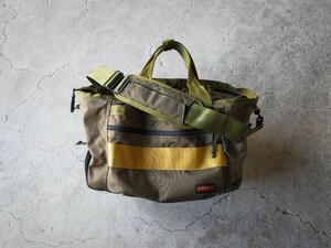 USA製【美品】BRIEFING EASY WIRE〔MOSS〕2way Bags ブリーフィング ショルダーバッグ ビジネス ジム キャンプ ゴルフ 米国 グリーン