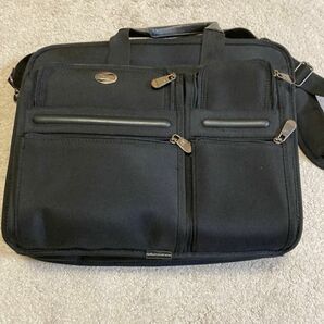 ビジネスバッグ ショルダーバッグ　AMERICAN TOURISTER カギ付き　モバイル用バッグ付属