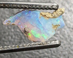 ★遊色オパール原石　小4.5ct no16