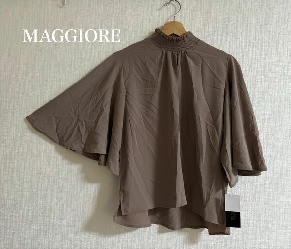 【 新品タグ付き 】MAGGIORE フレア袖シャツブラウス