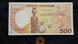  unused centre Africa also peace country 1986 year 500 franc P-14b