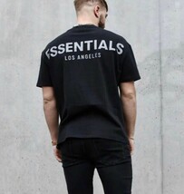 FOG ESSENTIALS エッセンシャルズ LA限定 リフレクターロゴ バックプリントTシャツ カットソー ユニセックスFear of God サイズLブラック_画像3