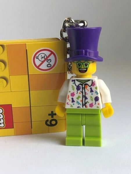 即決　新品　LEGO　レゴ　キーリング　キーホルダー　 バースディガイ　ミニフィグ　ピエロ　タウン　ミニフィギュア　パーティー