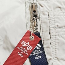 【ALPHA INDUSTRIES】アルファインダストリーズ フライト ジャケット グレー 防寒 フェード感 ジップ 古着 紳士 メンズ サイズM/Y9634HH_画像8