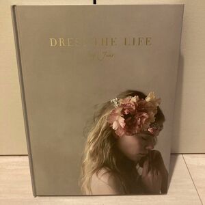 DRESS THE LIFE by Juno☆ウエディング カタログ本