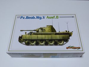 サイバーホビー.限定.白箱 1/35 パンター戦車D型.6419.未組み立て。