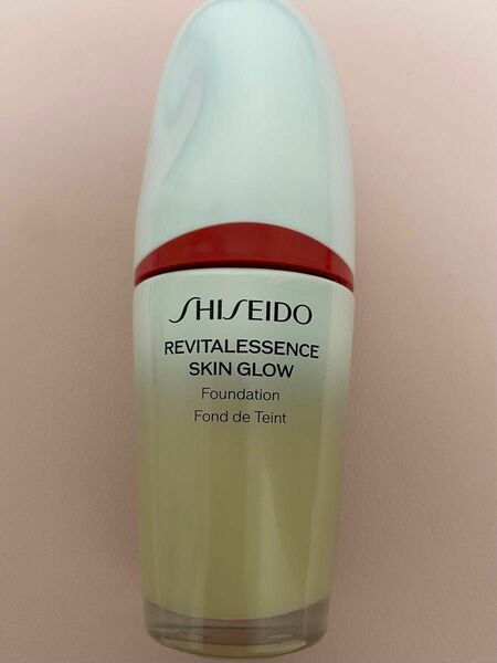 SHISEIDO 資生堂　スキングローファンデーション　250