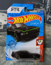 HotWheels '69 FORD MUSTANG BOSS 302 　ホットウィール 1969 フォード マスタング ボス　説明文・写真ご参照　///(058)_画像1