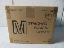 N⑤7 スタンダードプラスチック手袋 Mサイズ 100枚入り×10箱 1000枚 パウダーフリー 衛生用品 使い捨て手袋 業務用 プラスチックグローブ_画像6