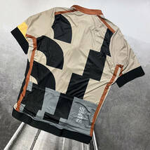 新品 Rapha 特別限定版 Men's Pro Team Training Jersey XLサイズ グレー ラファ メンズ プロチーム トレーニング ジャージ 半袖_画像2