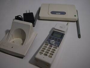 ナカヨ・ヒタチ　NYC-8iA-CLS　ホワイト　アナログコードレス　中古品　基本動作確認済み　バッテリーなし　[S960]