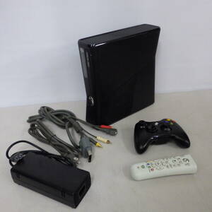 XBOX360 S CONSOLE　1439　動作品　初期化済み　マイクロソフト　コントローラー　リモコン　配線付き