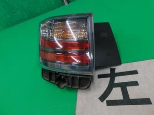 レクサス CT DAA-ZWA10 左テールランプ CT200H バージョンC 2ZR-FXE 077 81560-76020