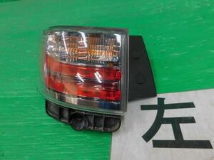 レクサス CT DAA-ZWA10 左テールランプ CT200H バージョンC 2ZR-FXE 214 81560-76020