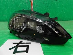 プジョー 308 LDA-T9BH01 右ヘッドランプASSY アリュール ブルーHDI㊨ BH01