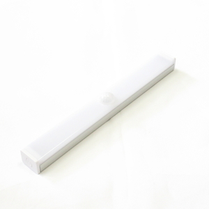 人感センサーライト LEDセンサーライト 21㎝ 白光色 6000K 調光機能付き マグネット 簡単設置