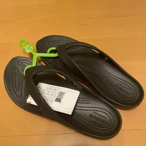 新品未使用　crocs クロックス カディ 2.0 フリップ ウィメン　24cm ブラック