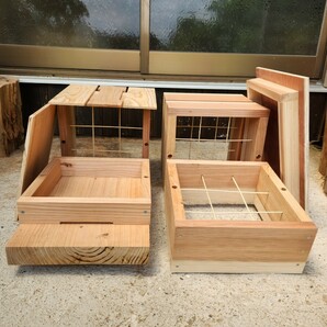 大工OB作製・日本蜜蜂４段重箱式巣箱、ミツバチ、柾目使用（焼き無し）の画像3