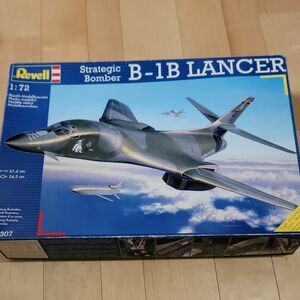 Revell1:72Strategic B-1B LANCER