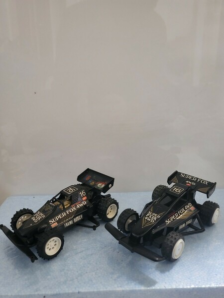 当時物 ARII アリイ レーサー ミニ4WD スーパーフォックス4WD. 完成品 現状品 レーサーミニ四駆 プルバック1台付き アリイミニ4WD 