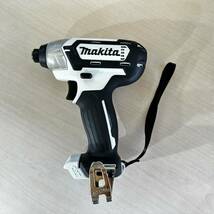 マキタ インパクトドライバ TD110DSHXW ホワイト 白色 makita 充電式 ドライバ フルセット 未使用に近い感じです 10.8V_画像3