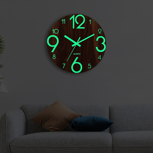 CHQ1352#木製 ナチュラルな時計 エレガント 発光 夜光　掛け時計　家の装飾　寝室用　子供部屋用