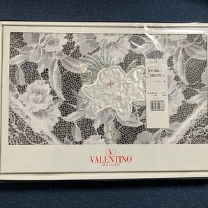 バレンチノ テーブルクロス