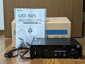 【美品】TEAC UD-505 B ブラック