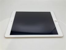 iPad 9.7インチ 第5世代[128GB] セルラー docomo ゴールド【安…_画像2