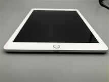 iPad 9.7インチ 第5世代[32GB] セルラー docomo シルバー【安 …_画像9