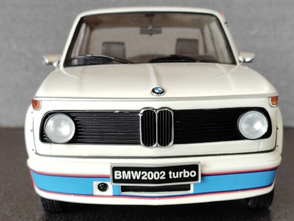 京商1/18 BMW2002turbo