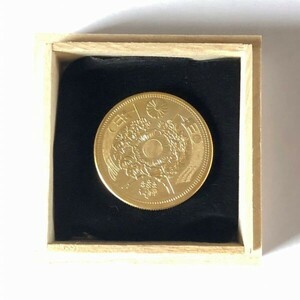 * old 20 jpy gold coin Meiji 3 year tree boxed antique 