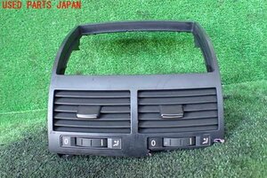 1UPJ-99117528]VW トゥアレグ(7LBJNA)エアコン吹き出し口3 (真中) 中古