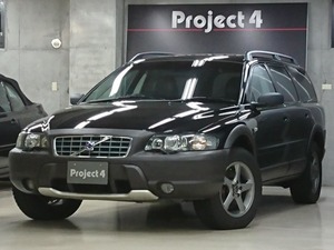 XC70 ベースモデル 4WD 200台限定車 黒革シート 社外ナビTV 禁煙車