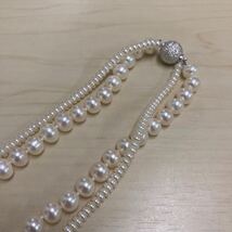 本真珠ネックレス　2連ネックレス　44.5cm 46g 玉サイズ最大7.5mm マグネット式　パールネックレス _画像3